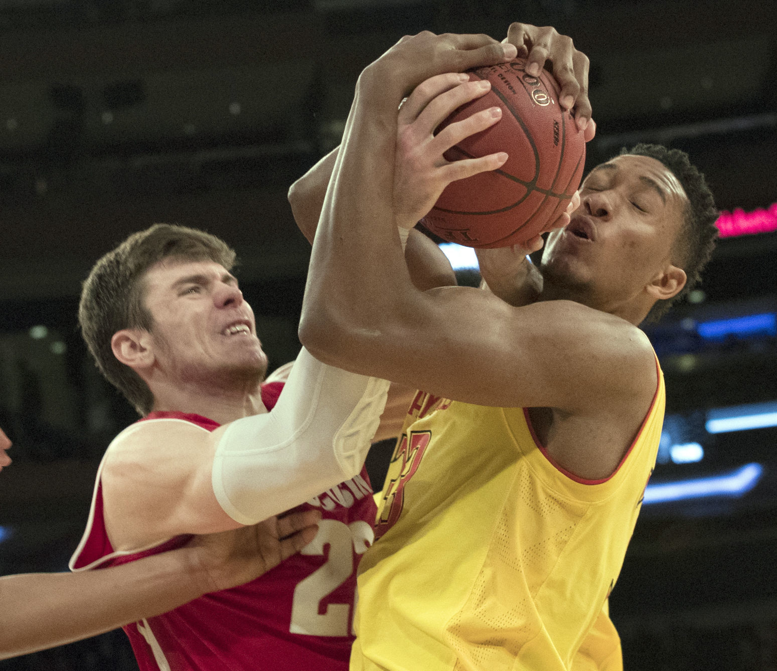 B10 Maryland Wisconsin Basketball